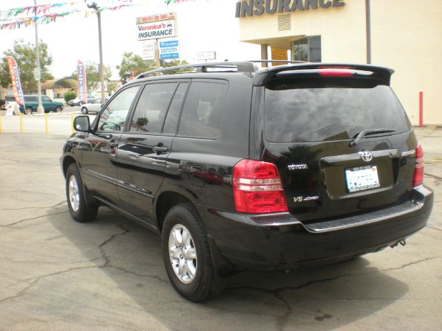 Toyota Highlander 2003 photo 2