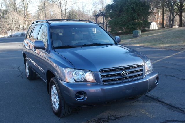 Toyota Highlander 2003 photo 2