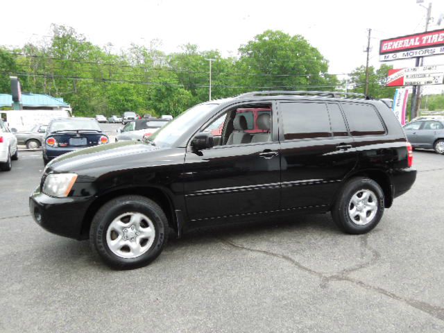 Toyota Highlander Ram 3500 Diesel 2-WD SUV