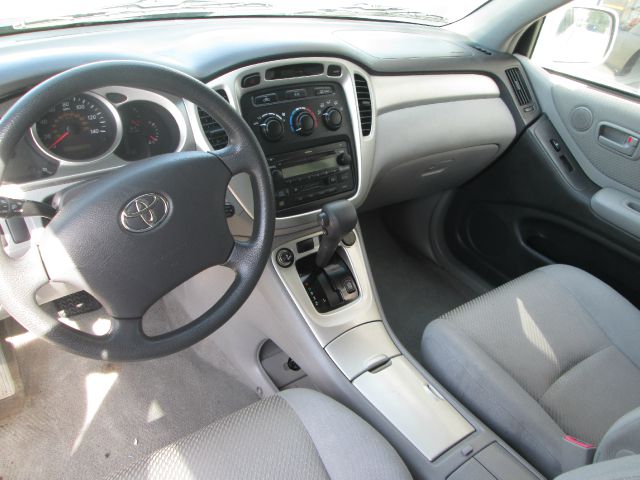 Toyota Highlander 2004 photo 3