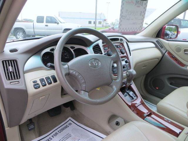 Toyota Highlander 2004 photo 15