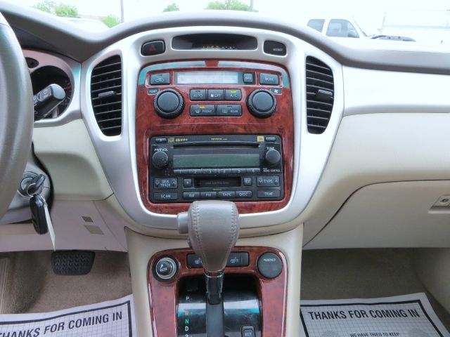 Toyota Highlander 2004 photo 20