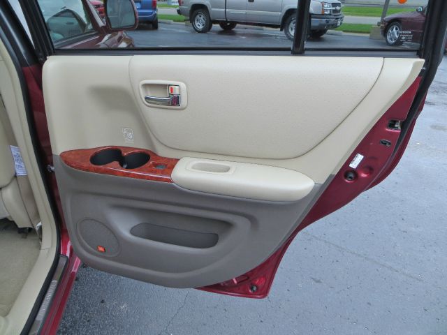 Toyota Highlander 2004 photo 8