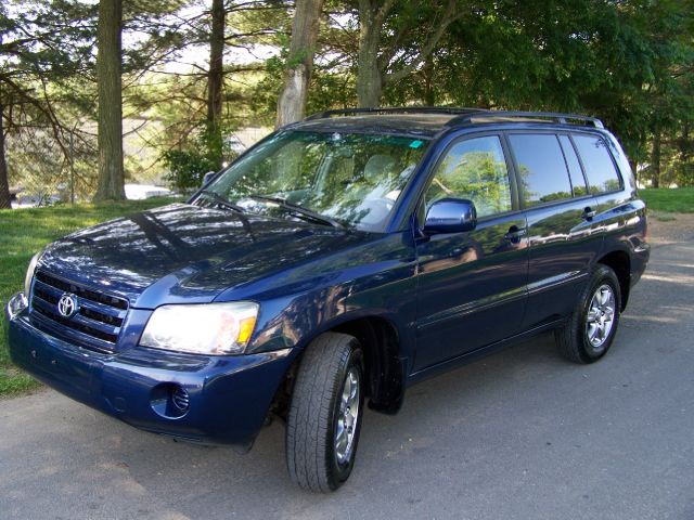 Toyota Highlander 2004 photo 25