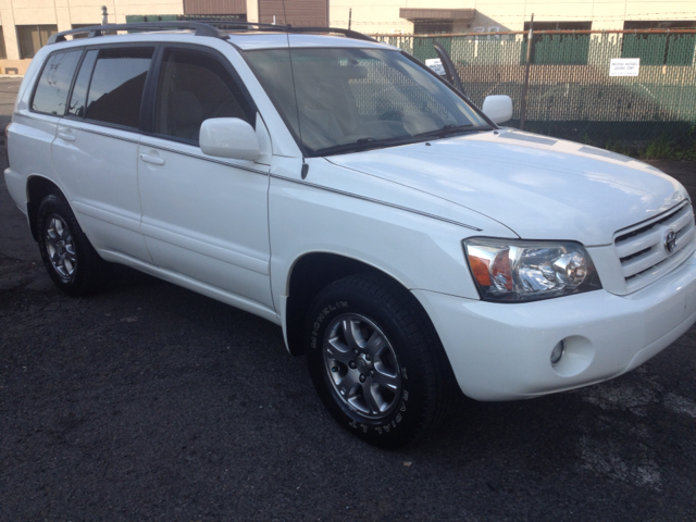 Toyota Highlander 2004 photo 1