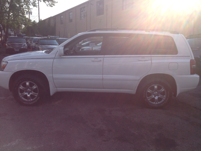 Toyota Highlander 2004 photo 3