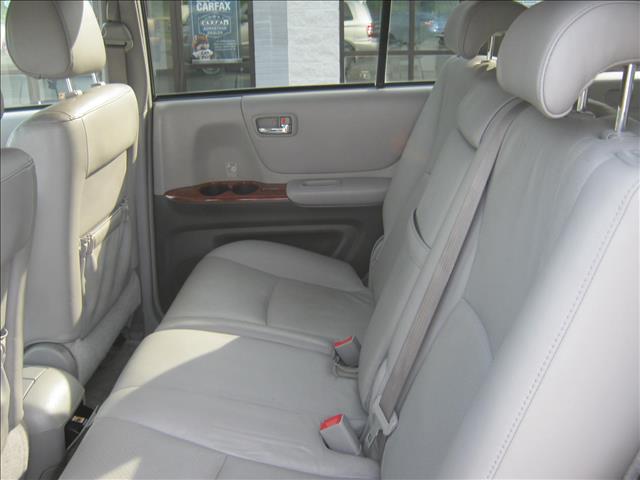 Toyota Highlander 2004 photo 15