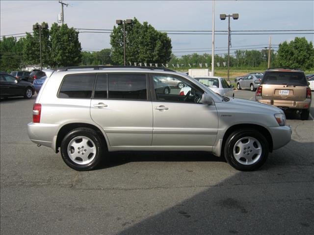 Toyota Highlander 2004 photo 18