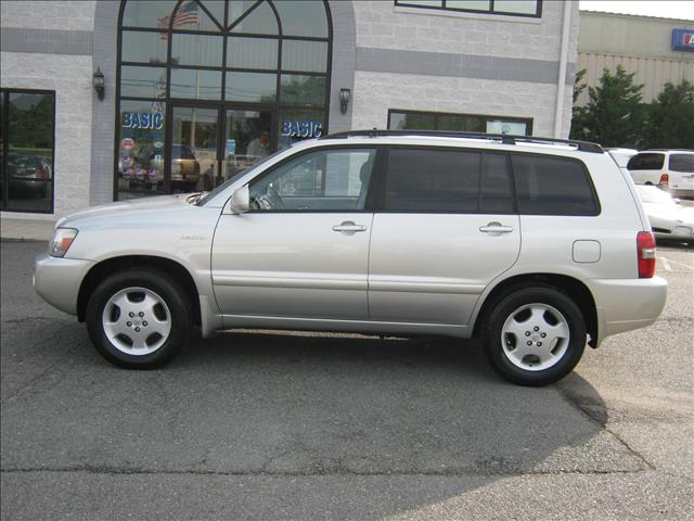 Toyota Highlander 2004 photo 21