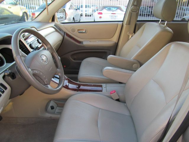 Toyota Highlander 2004 photo 1