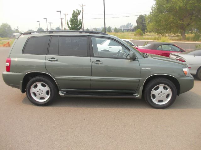 Toyota Highlander 2004 photo 4