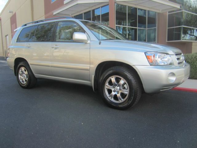 Toyota Highlander 2004 photo 1