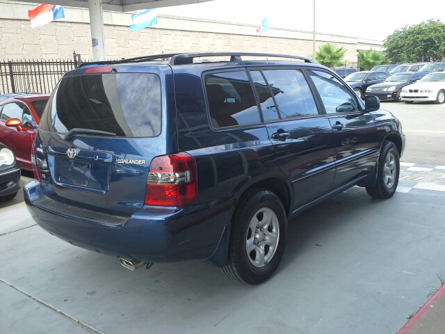 Toyota Highlander 2004 photo 1