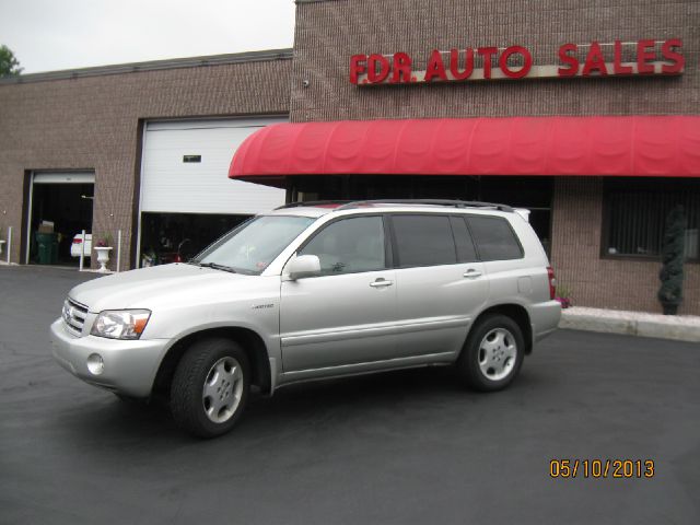 Toyota Highlander 2004 photo 2