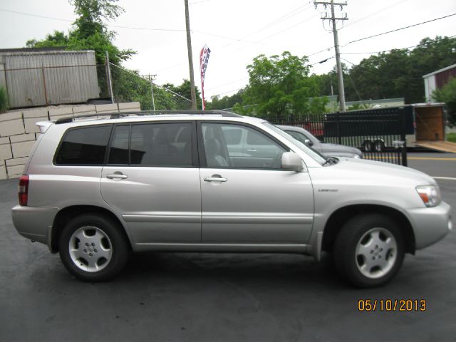 Toyota Highlander 2004 photo 4