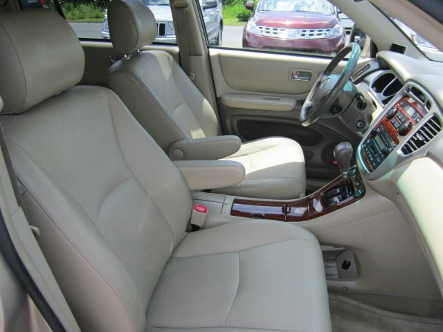 Toyota Highlander 2004 photo 4