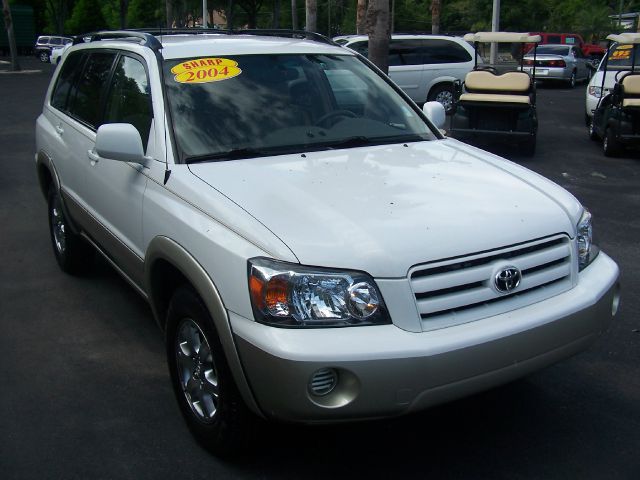 Toyota Highlander 2004 photo 3