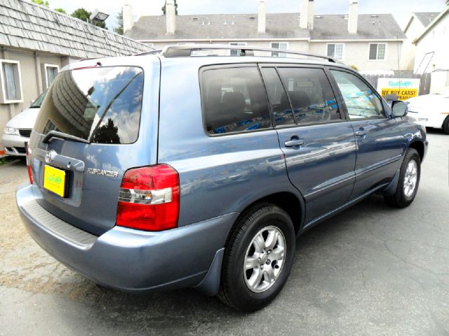 Toyota Highlander 2004 photo 1