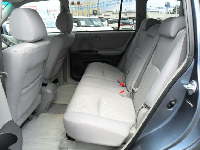 Toyota Highlander 2004 photo 6