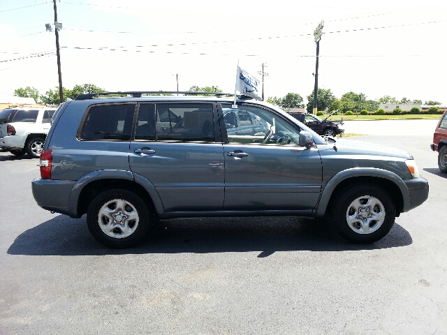 Toyota Highlander 2004 photo 1