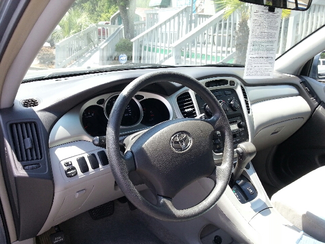 Toyota Highlander 2004 photo 4