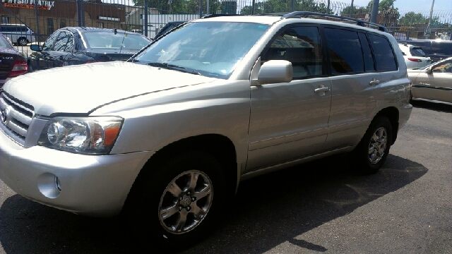 Toyota Highlander 2004 photo 2