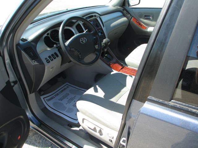 Toyota Highlander 2005 photo 12