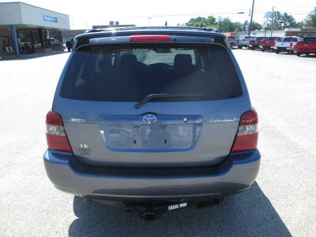 Toyota Highlander 2005 photo 2