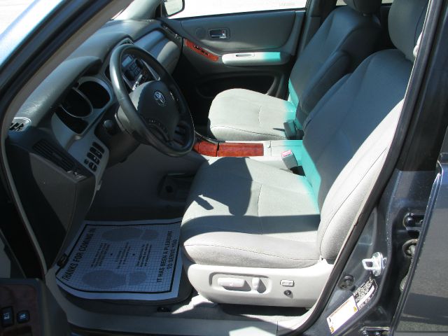 Toyota Highlander 2005 photo 25