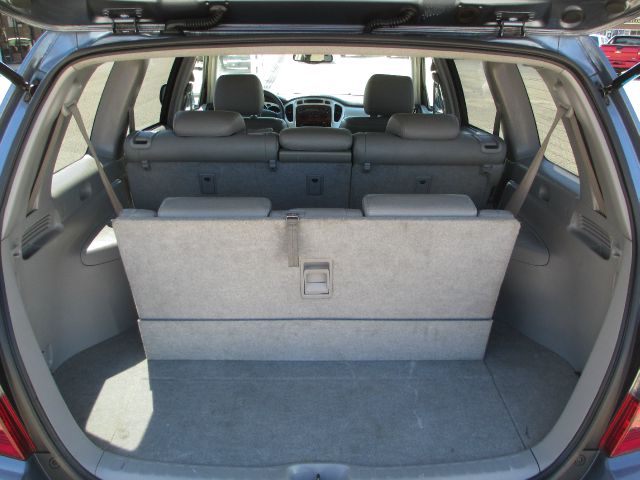 Toyota Highlander 2005 photo 26