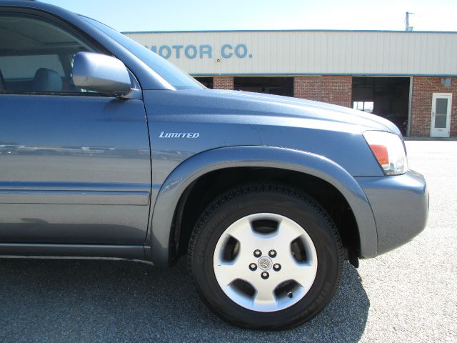 Toyota Highlander 2005 photo 4