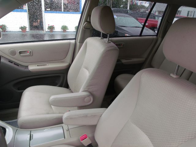 Toyota Highlander 2005 photo 11