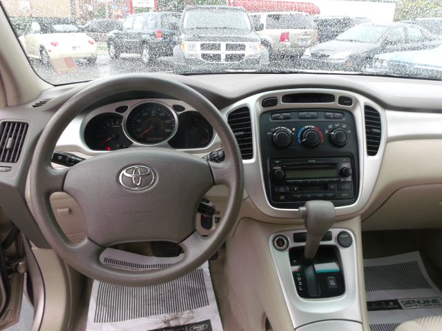 Toyota Highlander 2005 photo 9