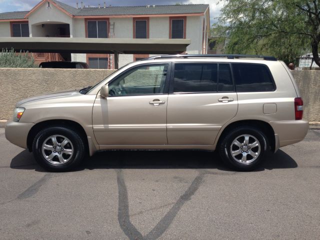 Toyota Highlander 2005 photo 2