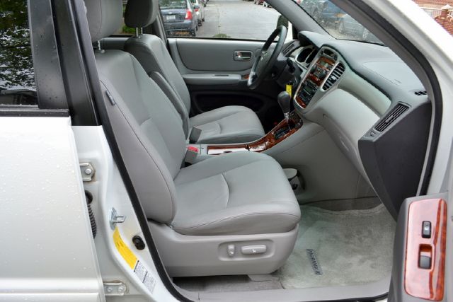 Toyota Highlander 2005 photo 1