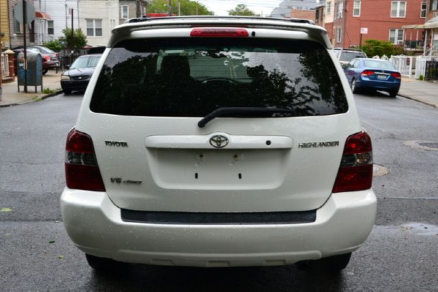 Toyota Highlander 2005 photo 11