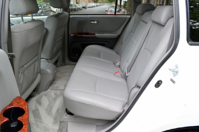 Toyota Highlander 2005 photo 6