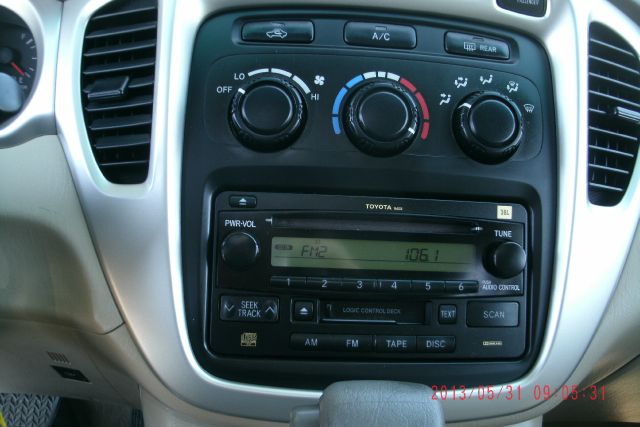 Toyota Highlander 2005 photo 6