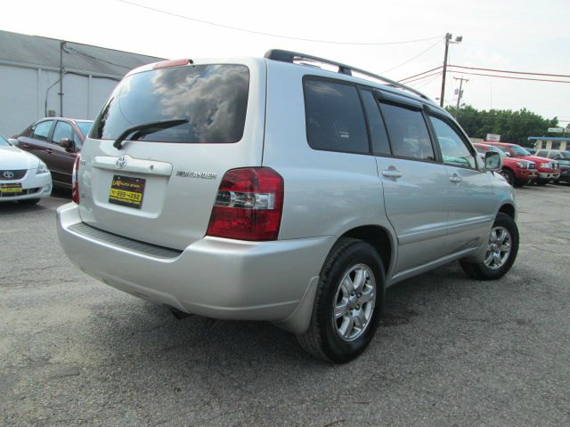 Toyota Highlander 2005 photo 1