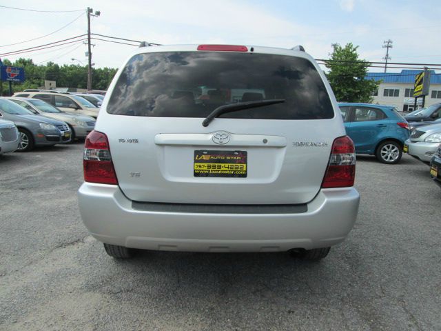 Toyota Highlander 2005 photo 4