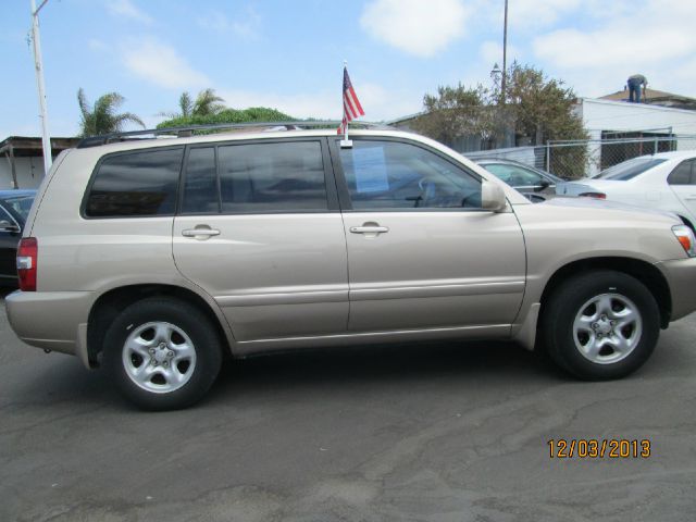 Toyota Highlander 2005 photo 4