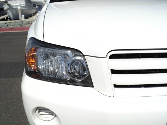 Toyota Highlander 2005 photo 16