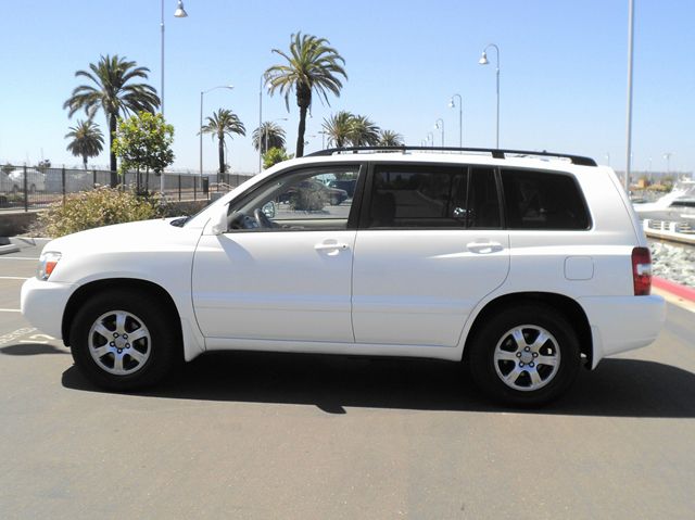 Toyota Highlander 2005 photo 38