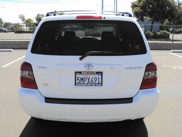 Toyota Highlander 2005 photo 39