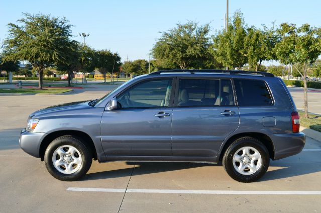 Toyota Highlander 2005 photo 2