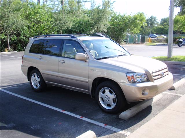 Toyota Highlander SLT 25 Sport Utility