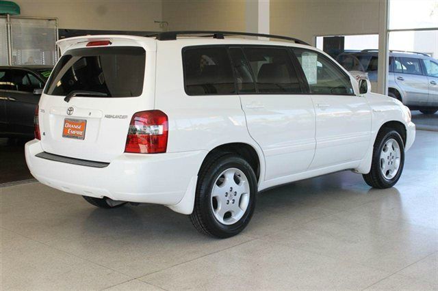 Toyota Highlander 2005 photo 2