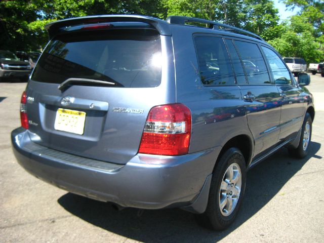 Toyota Highlander 2005 photo 1