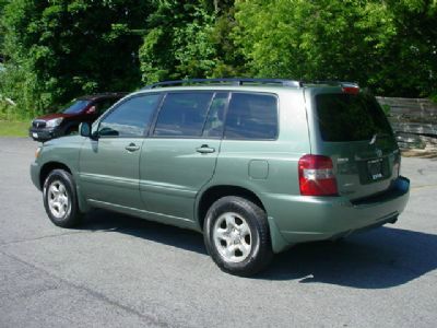 Toyota Highlander Ram 3500 Diesel 2-WD SUV