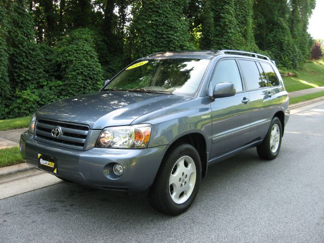 Toyota Highlander QUAD CAB W SUV